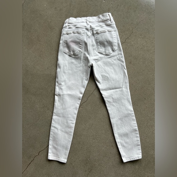 Frame size 26 women's off white jeans - Picture 8 of 10